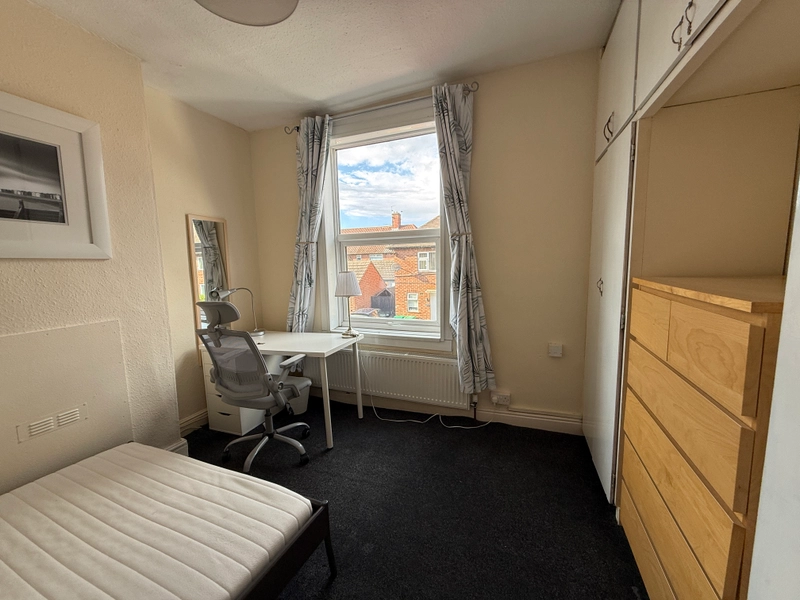 Claude Street 2 bed, 2 bath  - Spare Rooms NG7 2LA - Thumbnail 12
